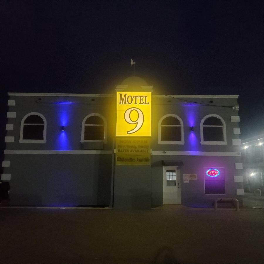 Motel 9 LaredoLaredo  Kültér fotó